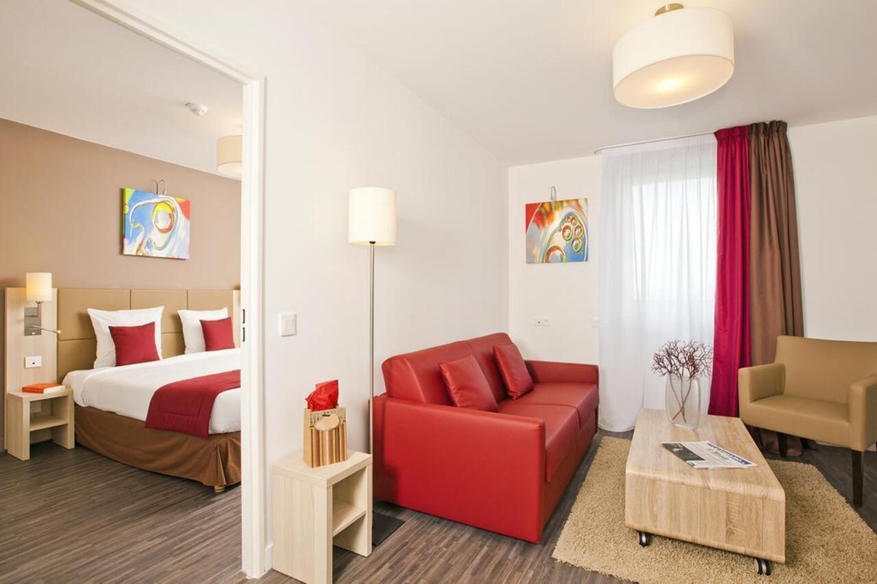 Residhome Nanterre La Defense Eksteriør bilde