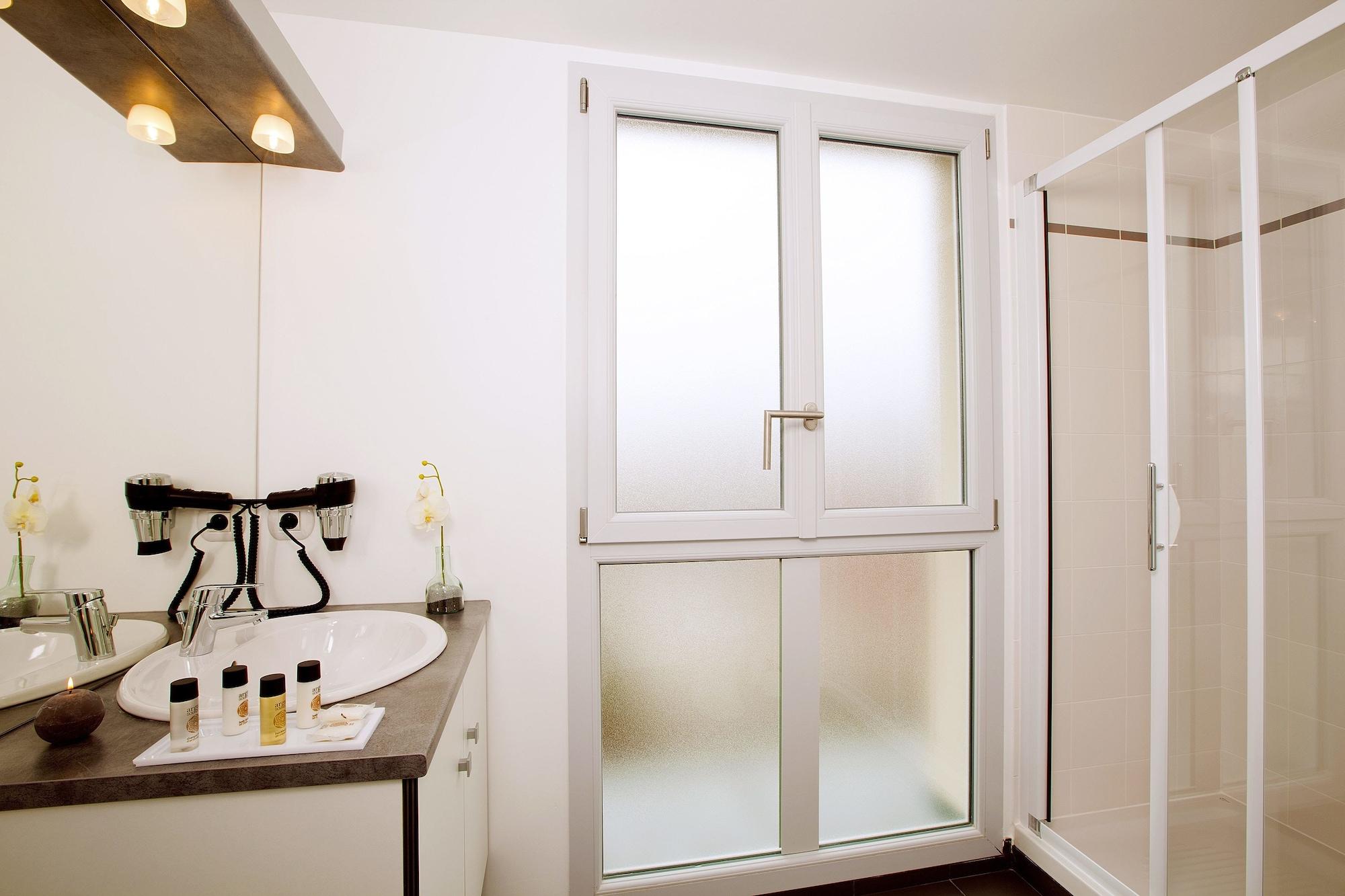 Residhome Nanterre La Defense Eksteriør bilde